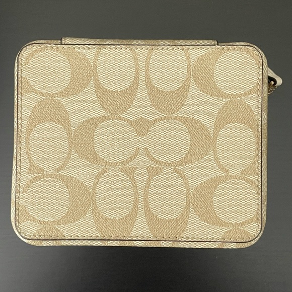 Coach Large Jewelry Box in Signature Canvas Light Khaki/Chalk • Brand 🆕 - Picture 6 of 16